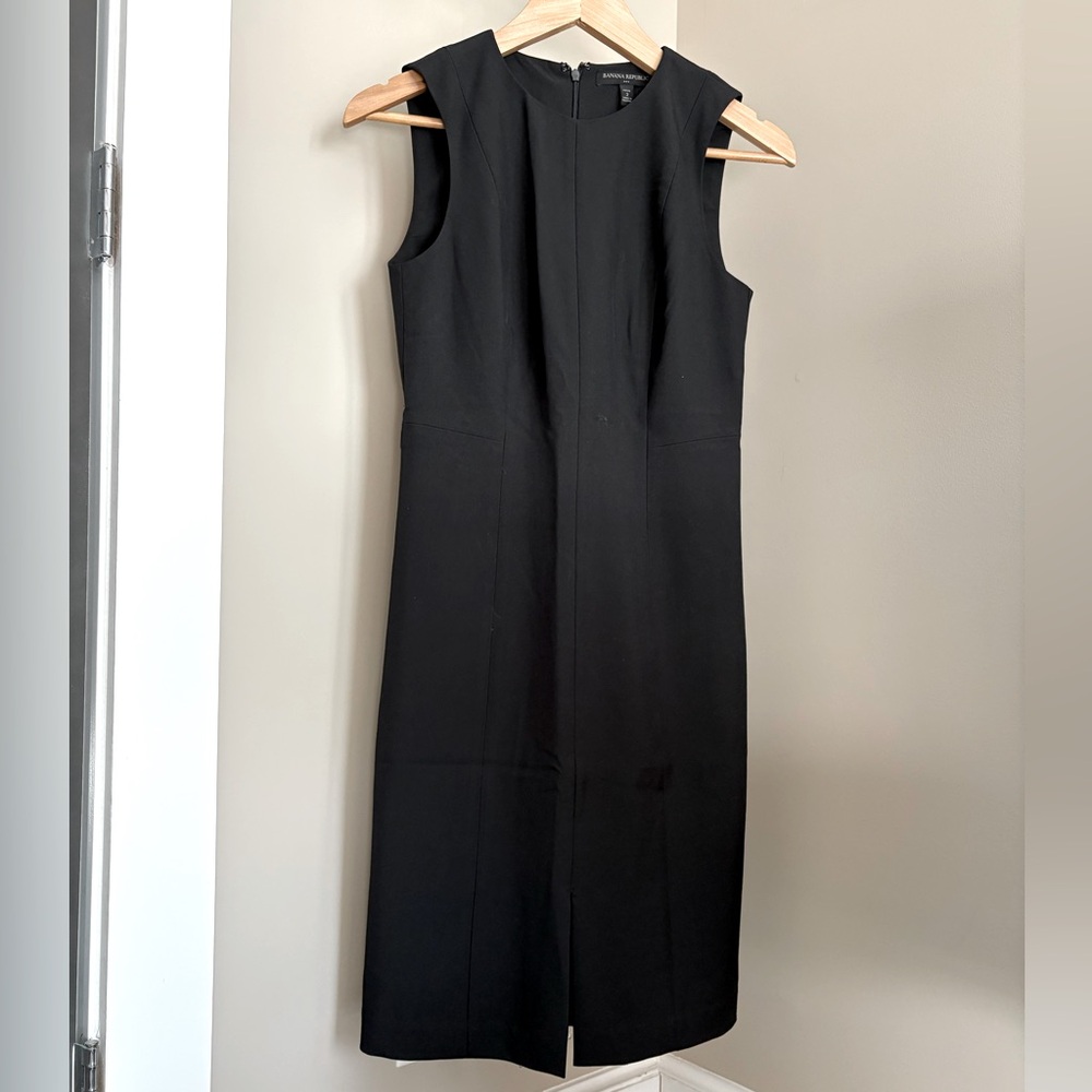 Sleeveless Black Dress from Banana Republic, Size 2P